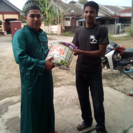 RICE 2019 - Distribution at Masjid Istana Kubang Kerian (11)